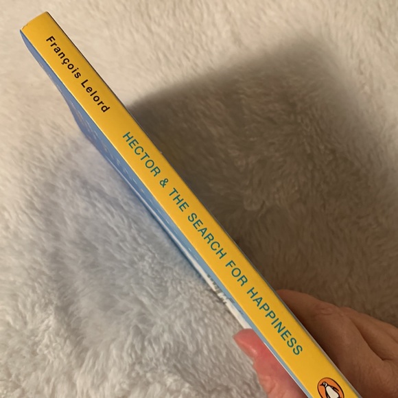 🔥4/$25🔥 Book to movie. Hector and the Search for Happiness - Picture 3 of 4